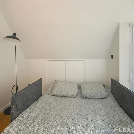 Charming In The Heart Of 8th Apartment *